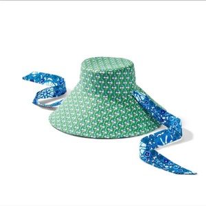Zinnia Dainty Lotus Reversible Beach hat